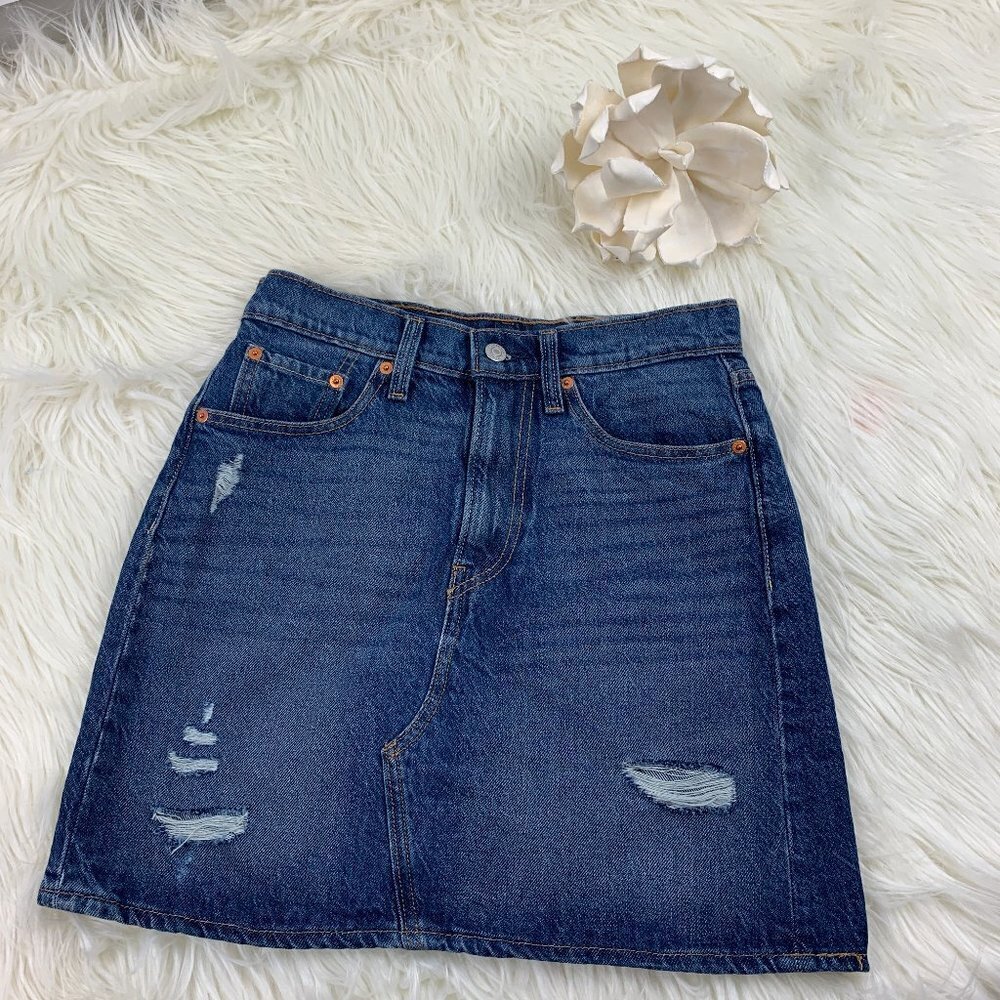 Levi's Festival Distressed Denim Mini Skirt Women's Size 27